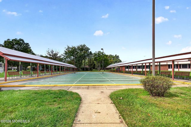 627 Huntington Drive C, Lakewood, NJ 08701