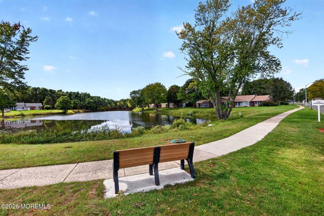 627 Huntington Drive C, Lakewood, NJ 08701