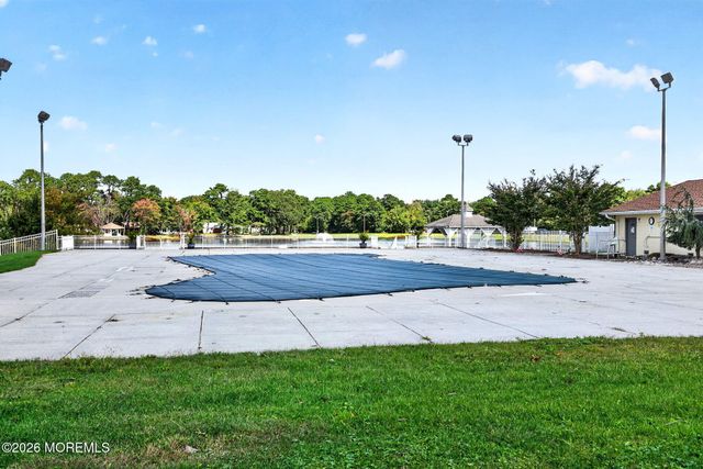 627 Huntington Drive C, Lakewood, NJ 08701