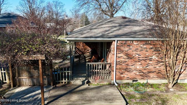 3706 Modesto Rd, Jeffersontown, KY 40299