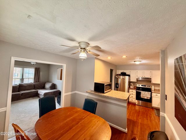 3706 Modesto Rd, Jeffersontown, KY 40299