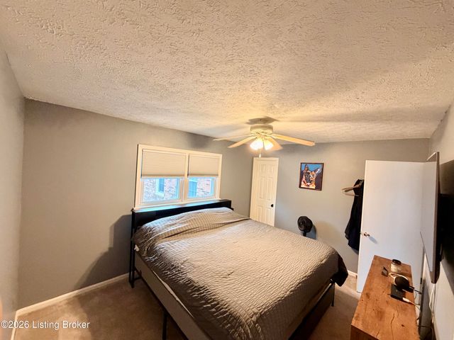 3706 Modesto Rd, Jeffersontown, KY 40299