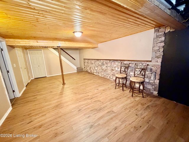 3706 Modesto Rd, Jeffersontown, KY 40299