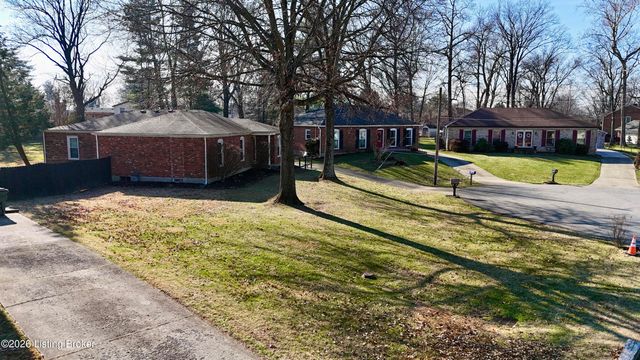 3706 Modesto Rd, Jeffersontown, KY 40299