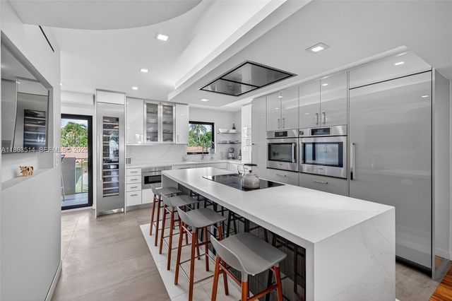 1223 Hillsboro Mile 4 4, Hillsboro Beach, FL 33062