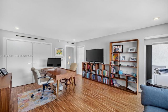 1223 Hillsboro Mile 4 4, Hillsboro Beach, FL 33062