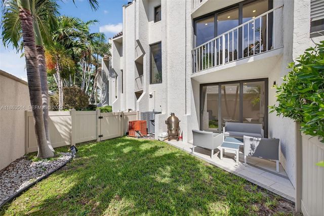 1223 Hillsboro Mile 4 4, Hillsboro Beach, FL 33062