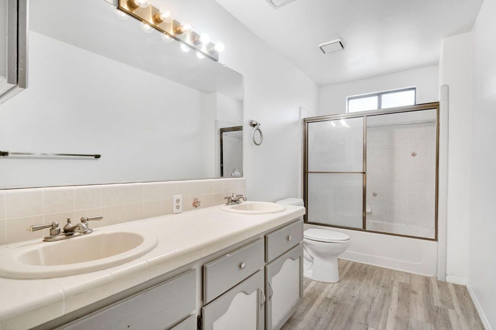 Image 17 of property listing at 3506 Mulberry Street, Selma, CA 93662