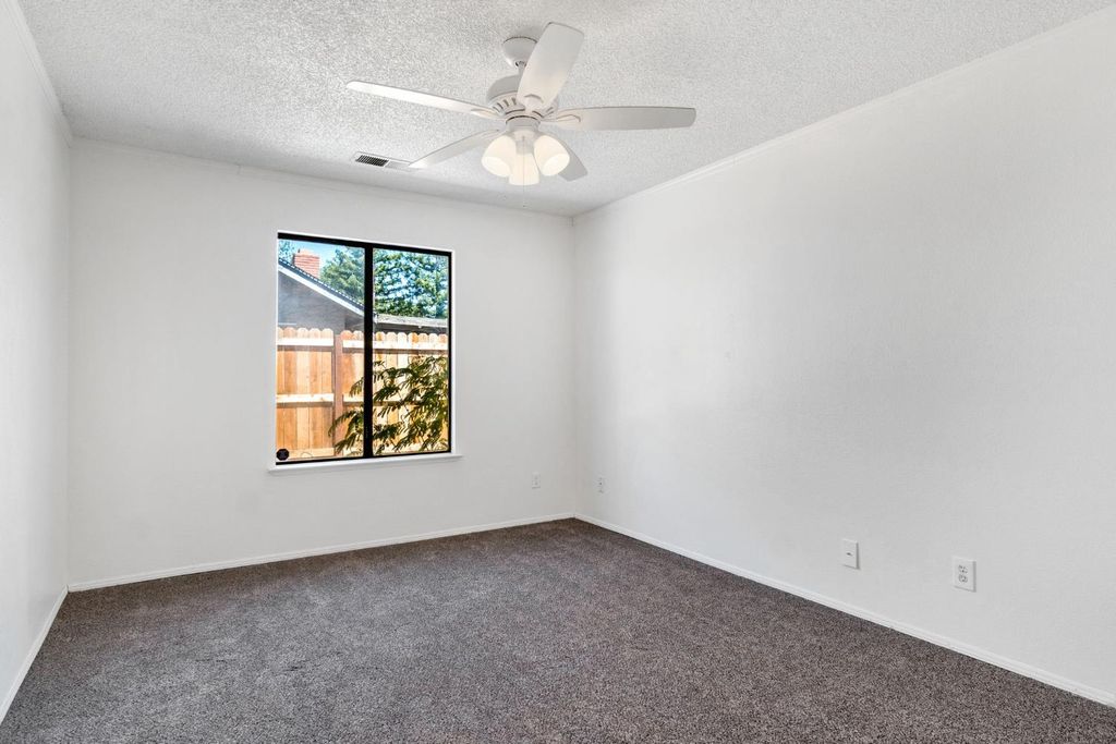 Image 23 of property listing at 3506 Mulberry Street, Selma, CA 93662