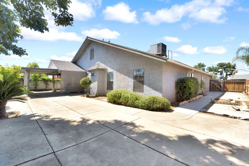 Image 32 of property listing at 3506 Mulberry Street, Selma, CA 93662