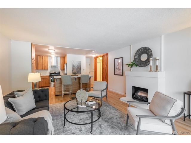 715 S Alton Way 6A, Denver, CO 80247