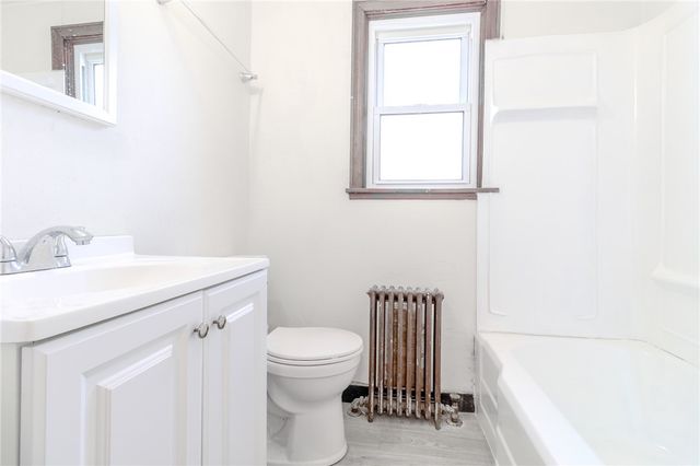 825 5th Ave 1, East Mckeesport, PA 15035