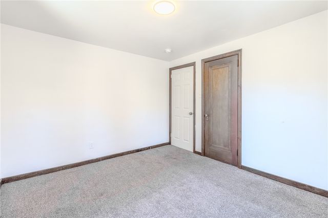 825 5th Ave 1, East Mckeesport, PA 15035