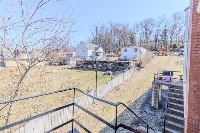 825 5th Ave 1, East Mckeesport, PA 15035