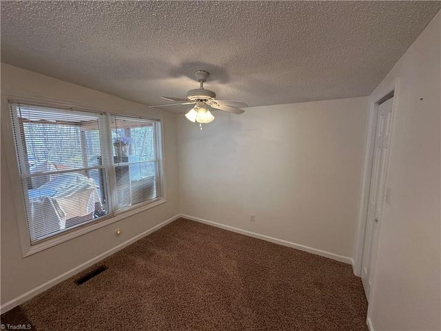 129 Club House Drive, New London, NC 28127