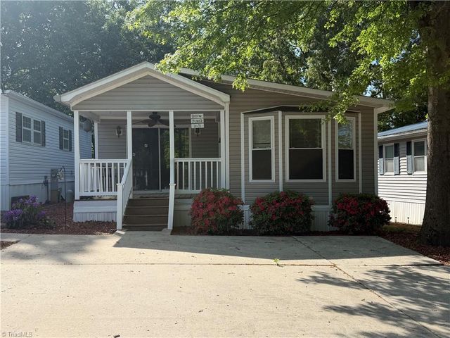 129 Club House Drive, New London, NC 28127