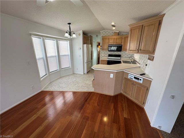 129 Club House Drive, New London, NC 28127