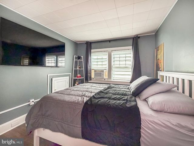 1936 FULTON, Feasterville Trevose, PA 19053