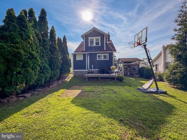 1936 FULTON, Feasterville Trevose, PA 19053