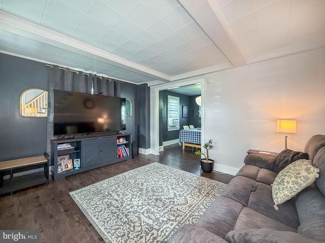 1936 FULTON, Feasterville Trevose, PA 19053