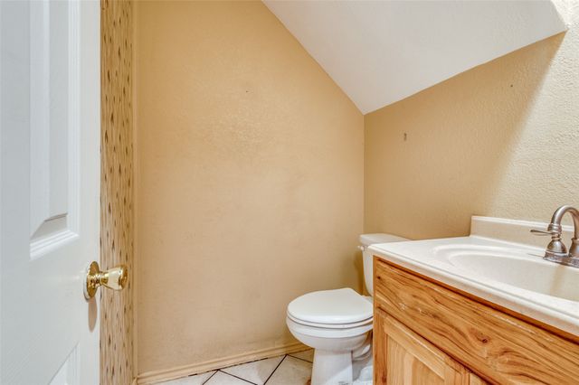 1400 Endicott Drive, Arlington, TX 76018