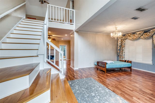 1400 Endicott Drive, Arlington, TX 76018