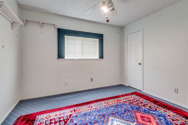 1400 Endicott Drive, Arlington, TX 76018