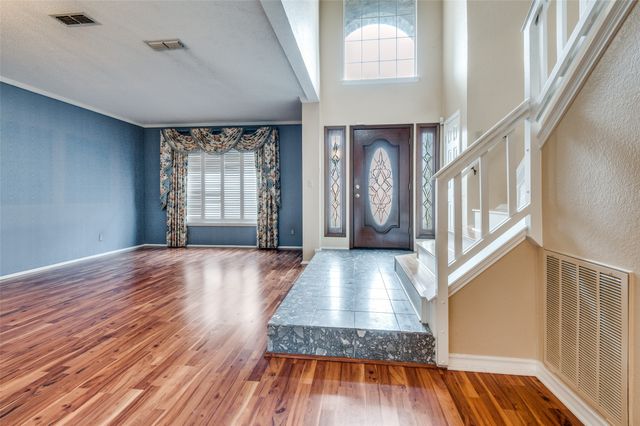 1400 Endicott Drive, Arlington, TX 76018