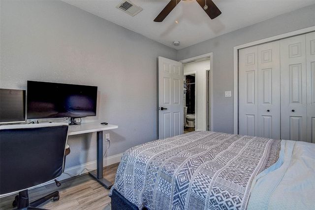 8514 N LYNN AVENUE, Tampa, FL 33604