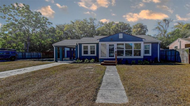 8514 N LYNN AVENUE, Tampa, FL 33604
