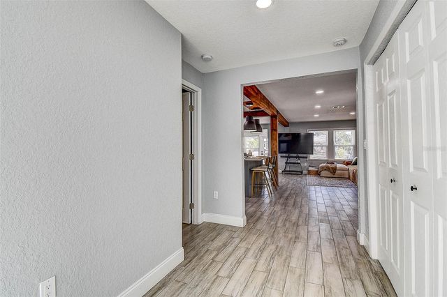 8514 N LYNN AVENUE, Tampa, FL 33604