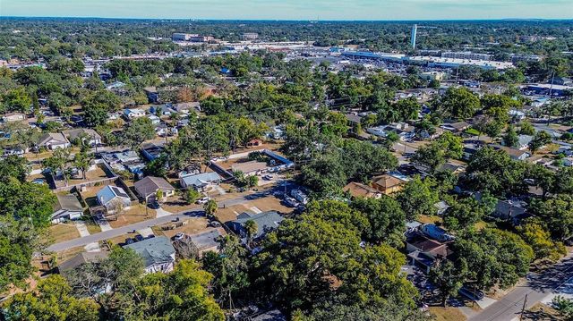 8514 N LYNN AVENUE, Tampa, FL 33604