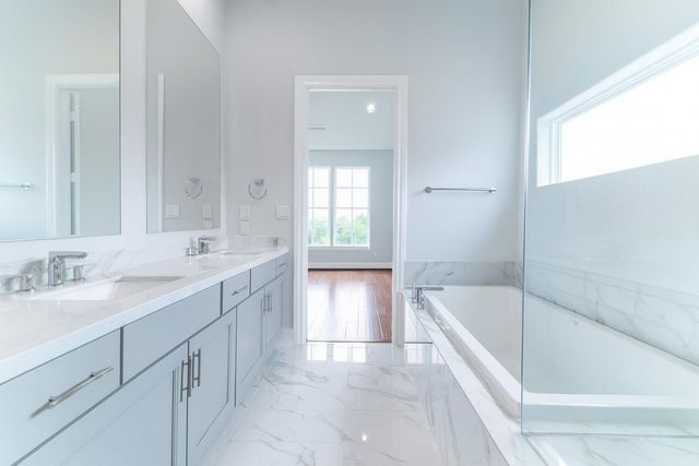 739 Bringhurst Street, Houston, TX 77020