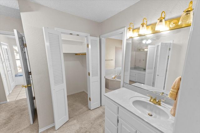 8600 County Road 530, Mansfield, TX 76063