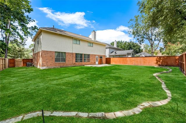 2827 Cottonwood Walk Court, Spring, TX 77388