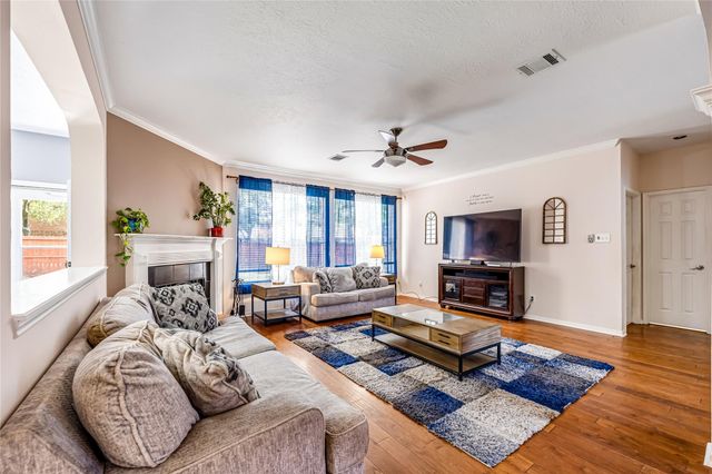 2827 Cottonwood Walk Court, Spring, TX 77388