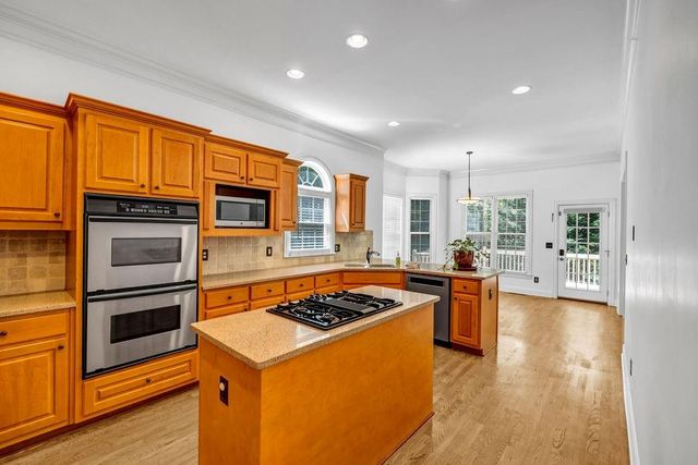 416 Wilfawn Way, Avondale Estates, GA 30002