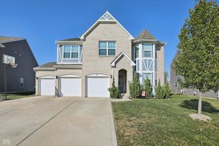 1664 Woodside Circle, Franklin, IN 46131