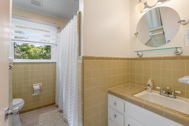 330 Forrest Valley Dr, Nashville, TN 37209