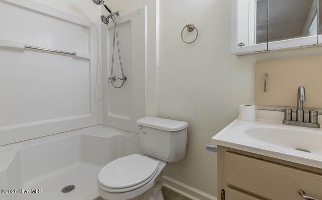 504 Greenbriar Drive, Jacksonville, NC 28546