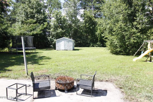 504 Greenbriar Drive, Jacksonville, NC 28546