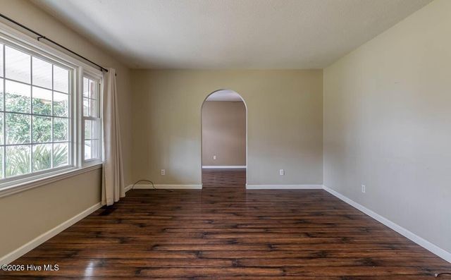 504 Greenbriar Drive, Jacksonville, NC 28546