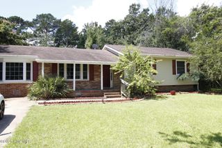 504 Greenbriar Drive, Jacksonville, NC 28546