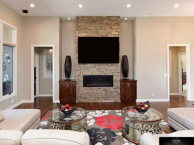 677 Serenity Pointe, Ashland, NE 68003