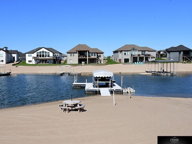 677 Serenity Pointe, Ashland, NE 68003