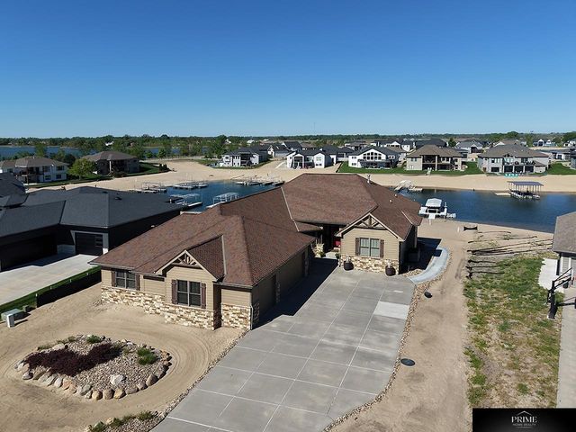 677 Serenity Pointe, Ashland, NE 68003