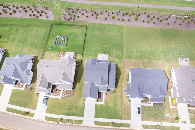 3826 Dahlia Drive, Harrisburg, NC 28075