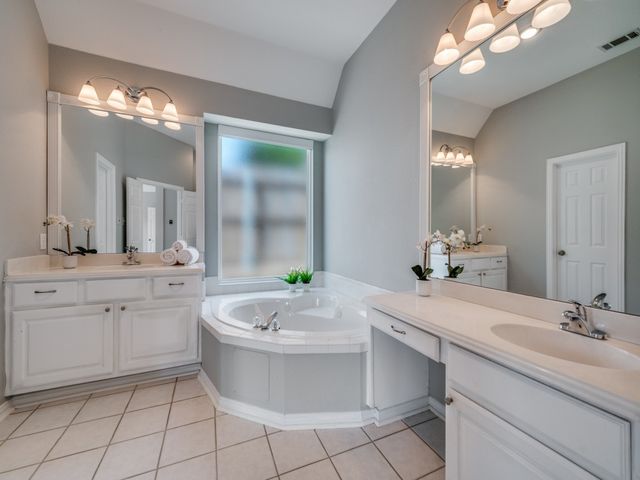 2715 Creek Crossing Drive, Mckinney, TX 75072