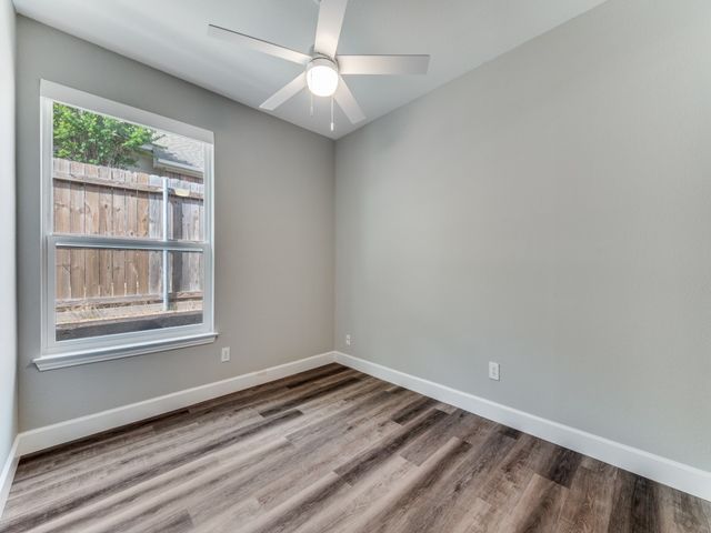 2715 Creek Crossing Drive, Mckinney, TX 75072