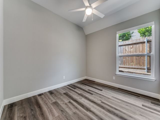 2715 Creek Crossing Drive, Mckinney, TX 75072